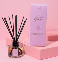 Load image into Gallery viewer, HUNTI&#39; | 100ML DIFFUSER OF TRANQUILITY | CAMELLIA + LOTUS BLOSSOM
