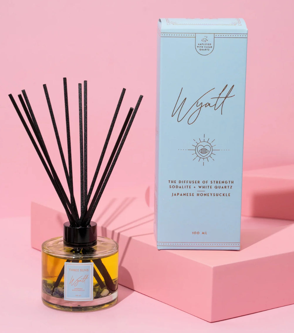 WYATT | 100ML DIFFUSER OF STRENGTH | JAPANESE HONEYSUCKLE