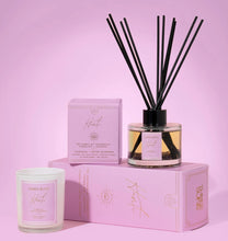 Load image into Gallery viewer, HUNTI&#39; | 100ML DIFFUSER OF TRANQUILITY | CAMELLIA + LOTUS BLOSSOM
